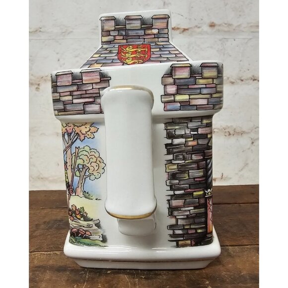 Sadler Robin Hood Castle Themed Teapot - Picture 3 of 10